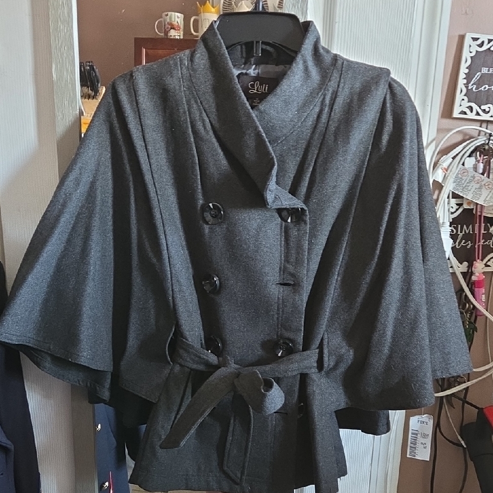 Luii Charcoal Gray Double-Breasted Cape Coat